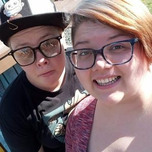 Meet your Posher, Hayley